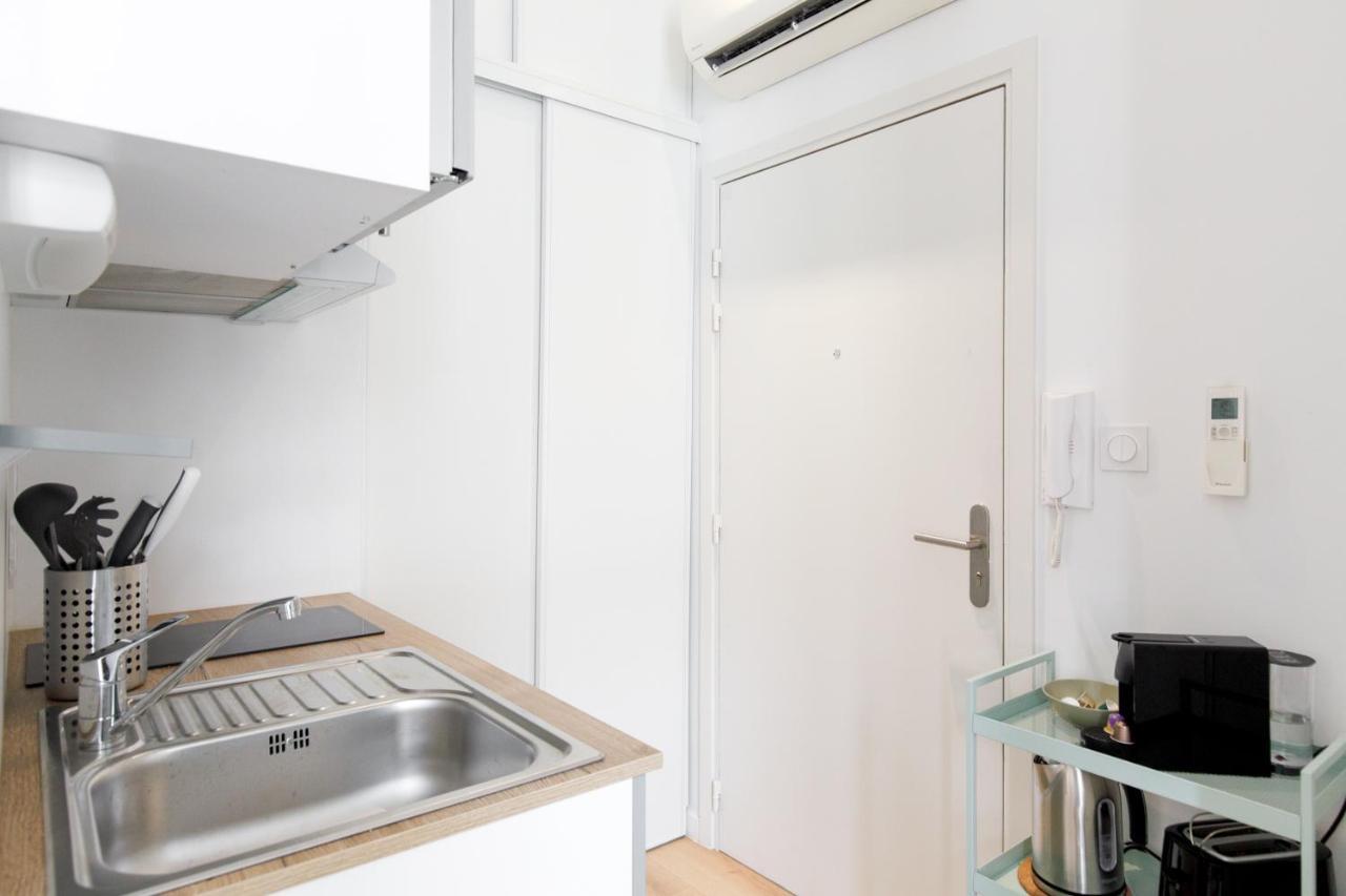 Comfortable Studio W Balcony Cannes Center Tgv Bagian luar foto